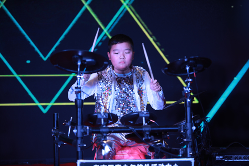 大禹漢光2018年“同心同行，共創(chuàng)未來(lái)”主題年會(huì)圓滿成功