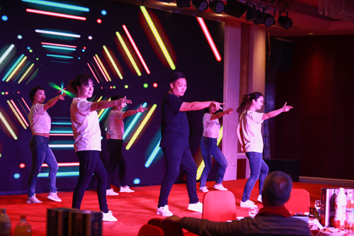 大禹漢光2018年“同心同行，共創(chuàng)未來(lái)”主題年會(huì)圓滿成功